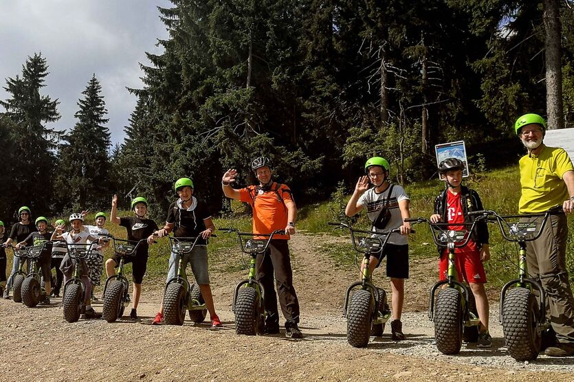 Start zur Monsterroller-Tour in Oberwiesenthal. 