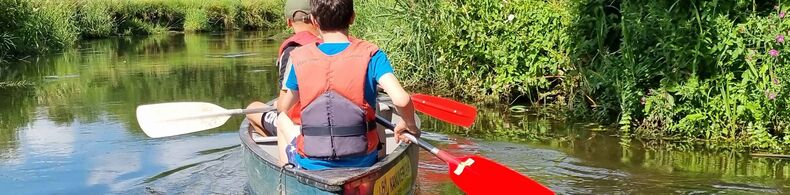 Mit dem Kanu leise durch die Natur 