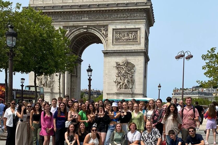 20 deutsche und 20 französische Jugendliche lebten und erlebten in Paris die deutsch-französische Partnerschaft.