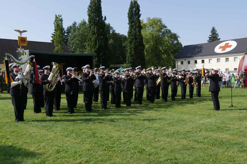 Platzkonzert des Marinemusikkorps Kiel