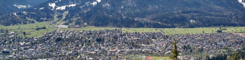Garmisch-Partenkirchen - Blick auf die Stadt 