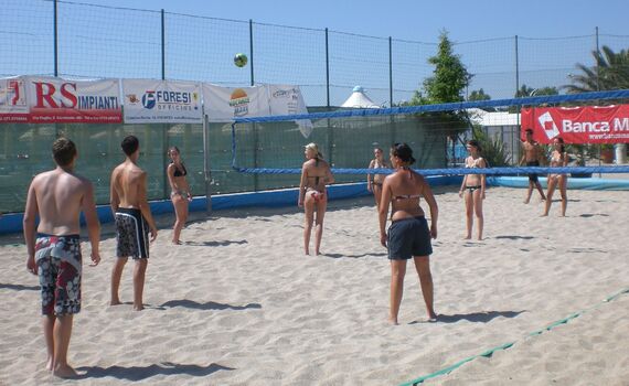 Binationales Jugendcamp in Porto Potenza Picena - Volleyball