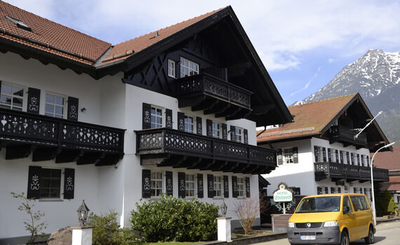 Hotel Edelweiß in Garmisch-Partenkirchen - Hausansicht